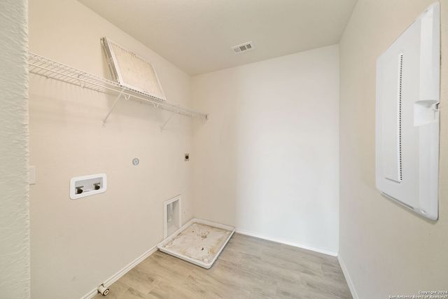 12042 SILVER LGT, San Antonio, TX 78254