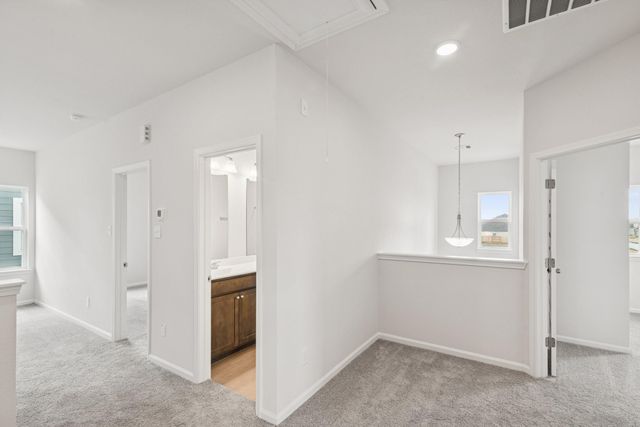 649 Woodhaven Lakes Drive, La Marque, TX 77568