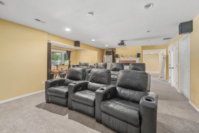 23 N Scottsdale St, Wichita, KS 67230