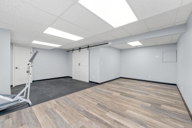 23 N Scottsdale St, Wichita, KS 67230