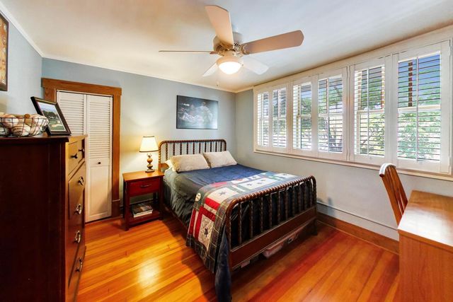 203 N Haddow Avenue, Arlington Heights, IL 60004