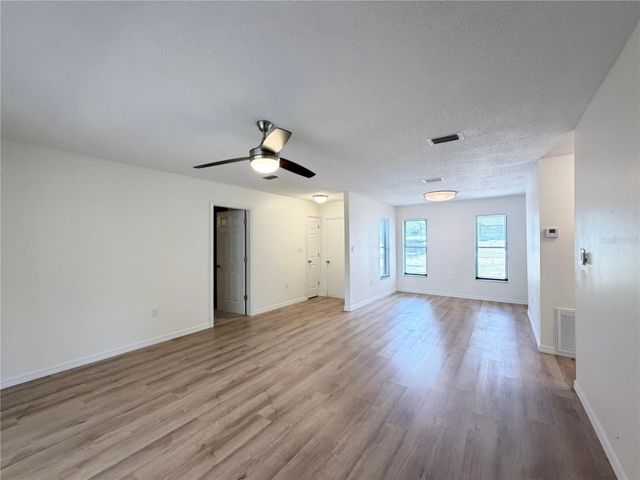 11 BAHIA COURT LOOP, Ocala, FL 34472