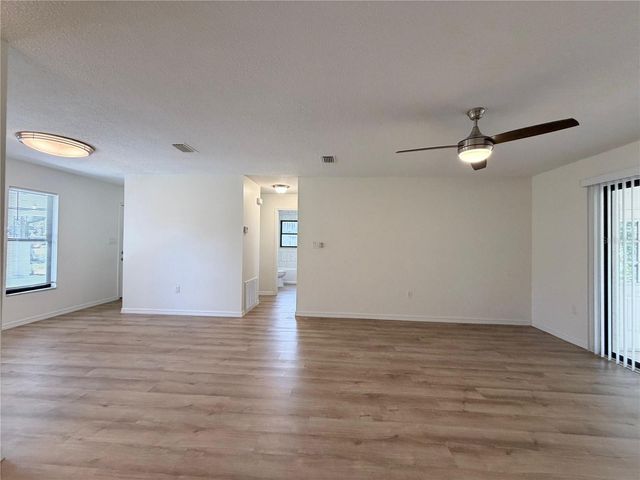 11 BAHIA COURT LOOP, Ocala, FL 34472