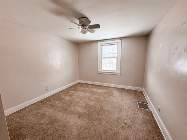 1207 Ohio Ave, White Oak, PA 15131