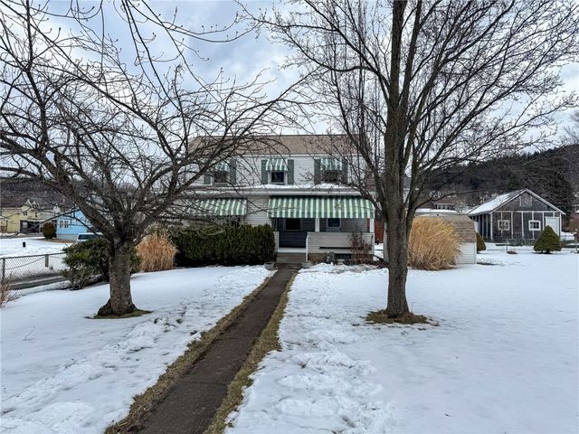 1207 Ohio Ave, White Oak, PA 15131