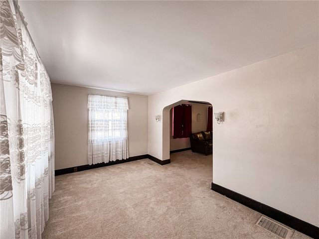 1207 Ohio Ave, White Oak, PA 15131