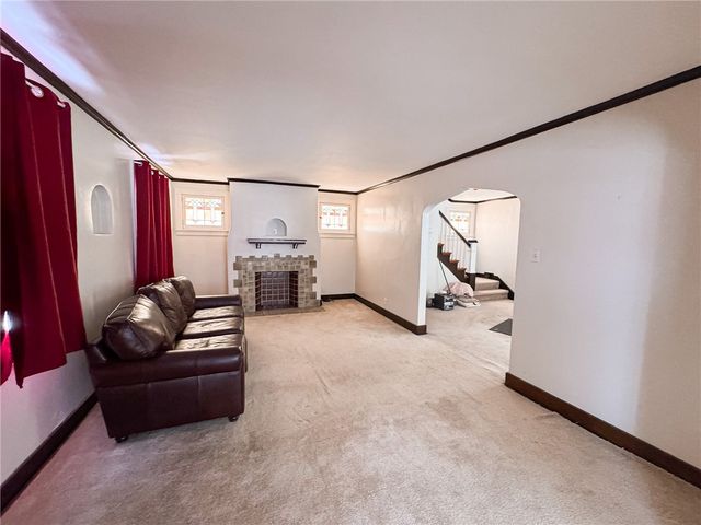 1207 Ohio Ave, White Oak, PA 15131