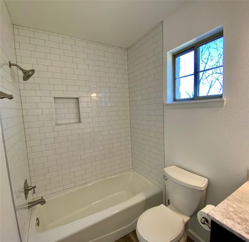 5502 Longhorn LNDG, Austin, TX 78734