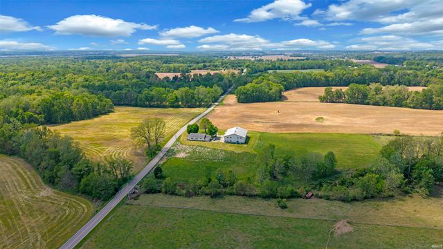 7000 E 500 N, Patoka, IN 47666