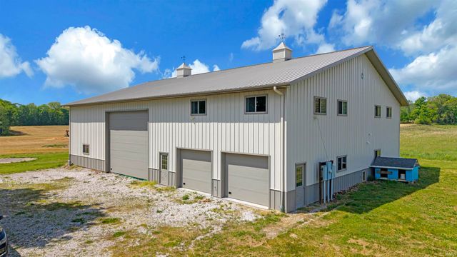 7000 E 500 N, Patoka, IN 47666