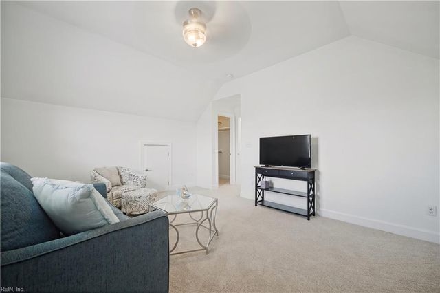2000 Blythe DR, Virginia Beach, VA 23456