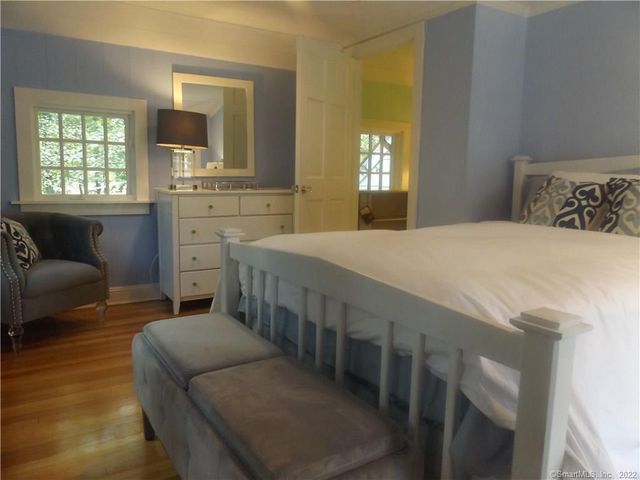 18a Hillandale Road, Westport, CT 06880