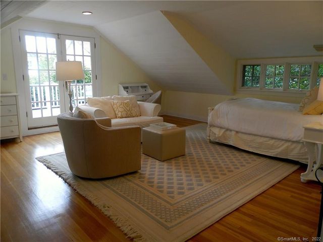 18a Hillandale Road, Westport, CT 06880