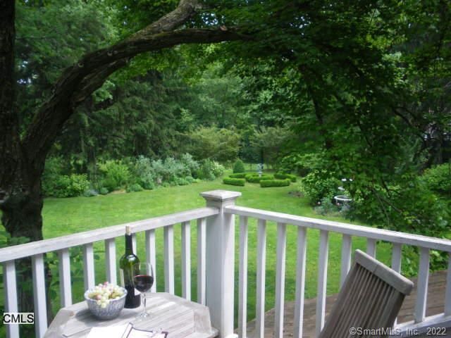 18a Hillandale Road, Westport, CT 06880