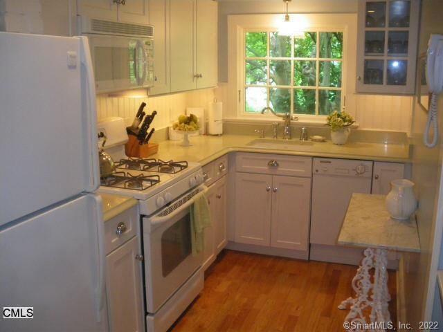 18a Hillandale Road, Westport, CT 06880