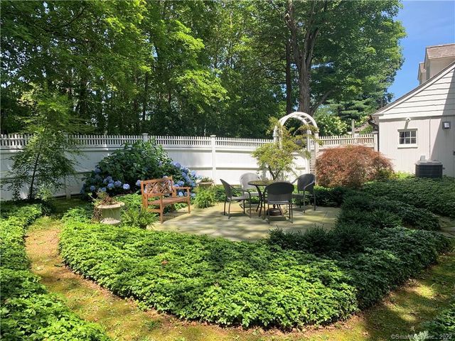 18a Hillandale Road, Westport, CT 06880