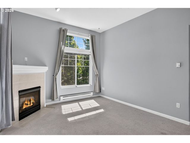 14800 Sw SANDHILL Loop 201, Beaverton, OR 97007