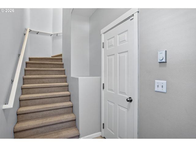 14800 Sw SANDHILL Loop 201, Beaverton, OR 97007