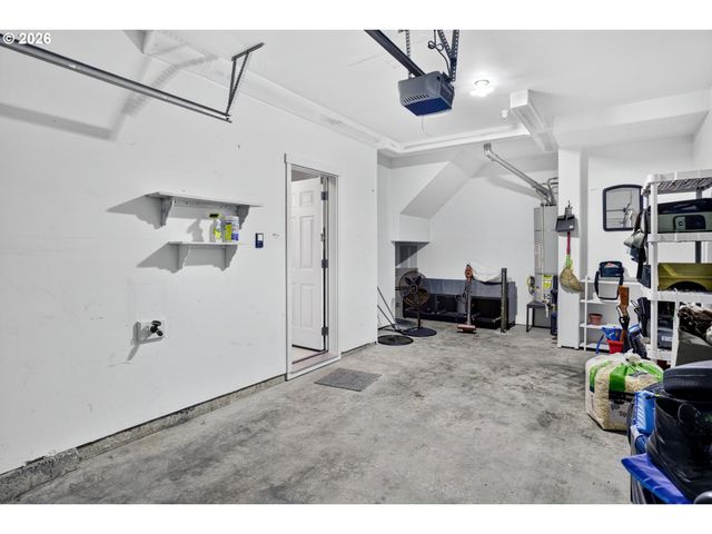14800 Sw SANDHILL Loop 201, Beaverton, OR 97007