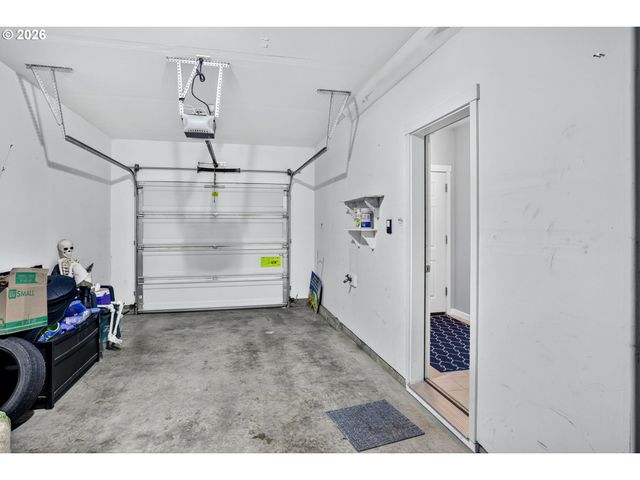 14800 Sw SANDHILL Loop 201, Beaverton, OR 97007