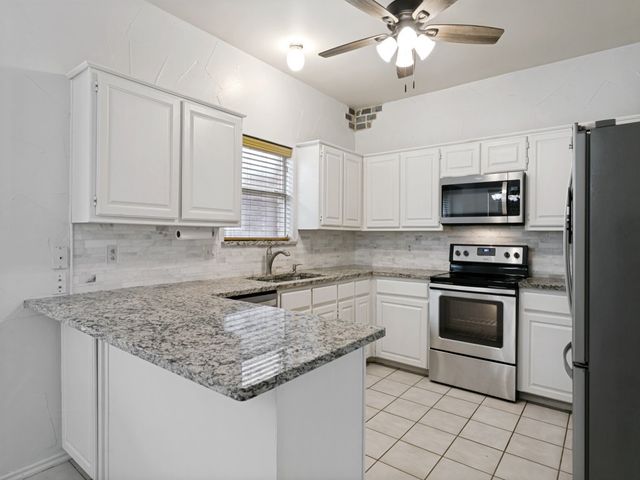 1417 Homestead Lane, Carrollton, TX 75007