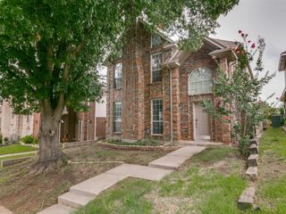 1417 Homestead Lane, Carrollton, TX 75007