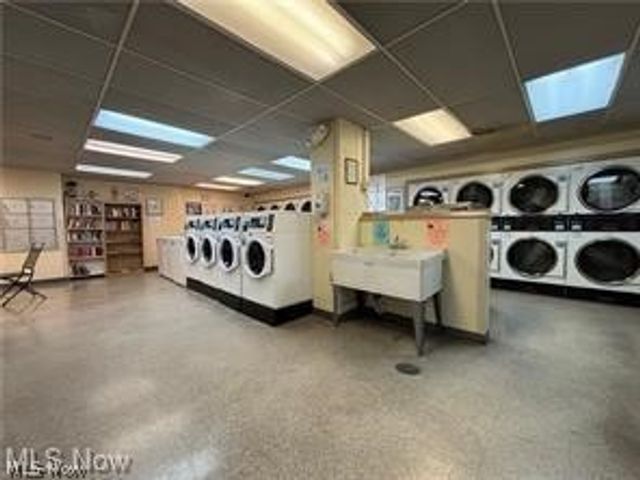 11850 Edgewater Drive 723, Lakewood, OH 44107