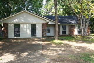 207 Fairway Drive, Conway, AR 72034