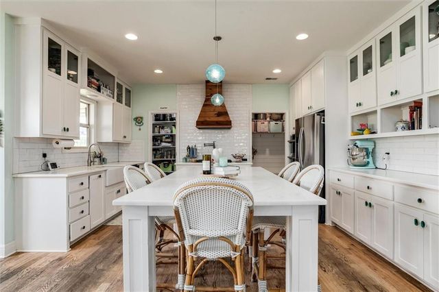 3009 SW Arthur Drive SW, Lee's Summit, MO 64082