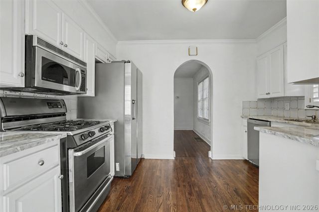 1647 S College Avenue, Tulsa, OK 74104