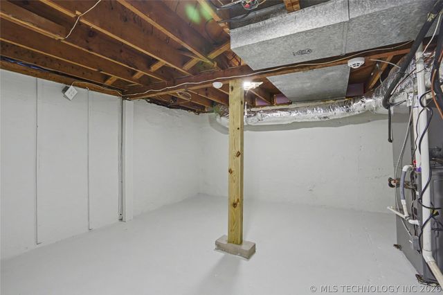 1647 S College Avenue, Tulsa, OK 74104