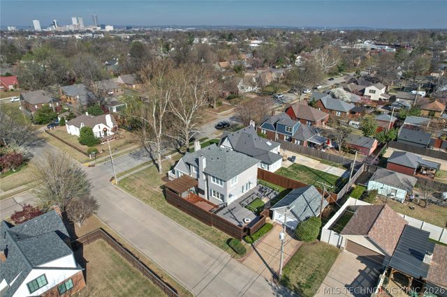 1647 S College Avenue, Tulsa, OK 74104