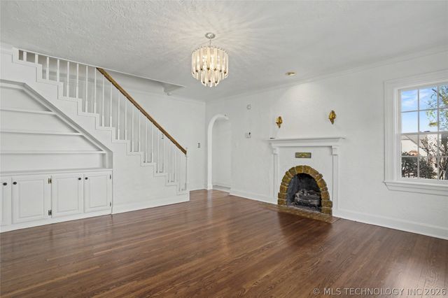 1647 S College Avenue, Tulsa, OK 74104