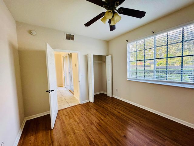 1954 Freeport Lane 1954, Riviera Beach, FL 33404