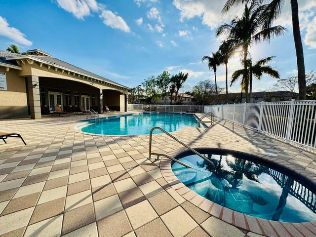 1954 Freeport Lane 1954, Riviera Beach, FL 33404