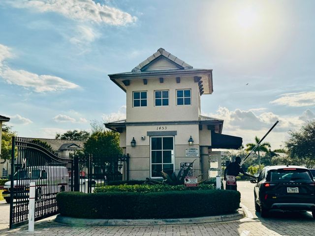1954 Freeport Lane 1954, Riviera Beach, FL 33404