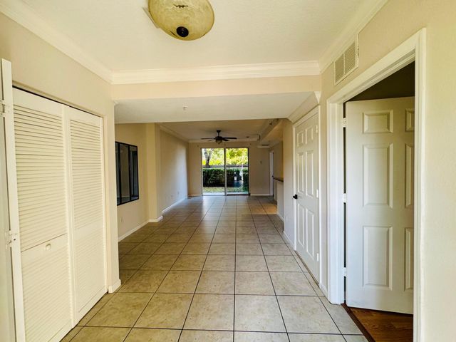 1954 Freeport Lane 1954, Riviera Beach, FL 33404