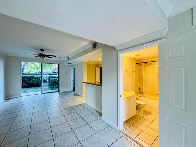 1954 Freeport Lane 1954, Riviera Beach, FL 33404