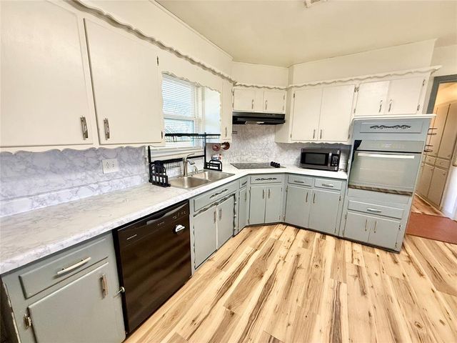 3001 N Peebly Drive, Midwest City, OK 73110