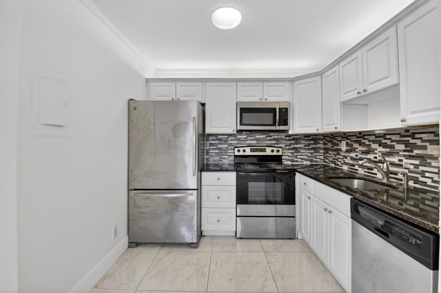 506 E Capri Road 506, Delray Beach, FL 33484