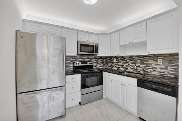 506 E Capri Road 506, Delray Beach, FL 33484