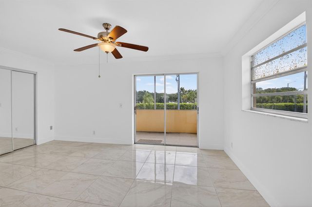 506 E Capri Road 506, Delray Beach, FL 33484