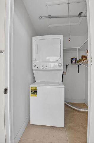 506 E Capri Road 506, Delray Beach, FL 33484