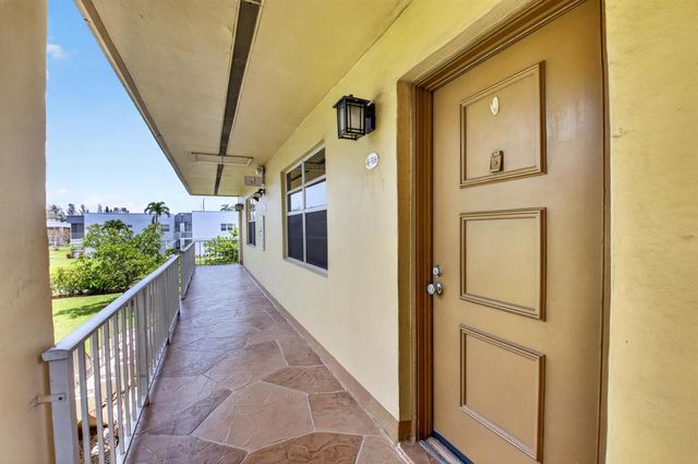 506 E Capri Road 506, Delray Beach, FL 33484