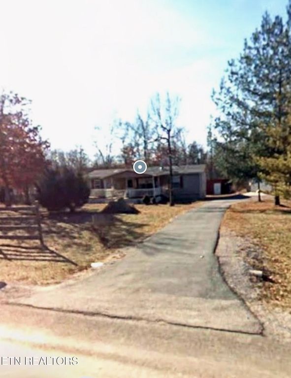 1514 Turkey Blind Rd, Crossville, TN 38572