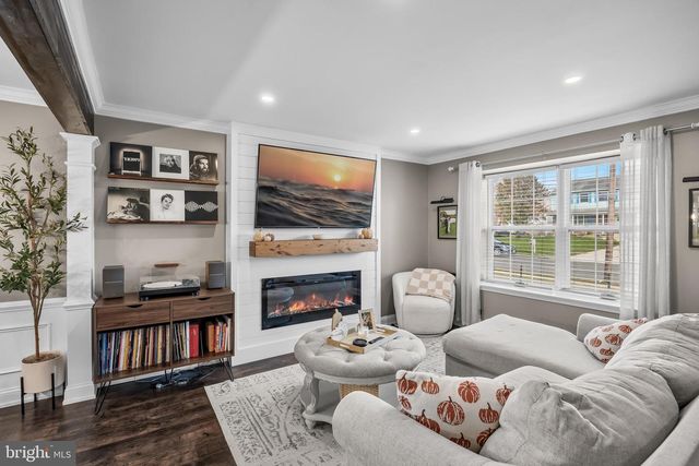 30 ORCHARD AVE, Blackwood, NJ 08012