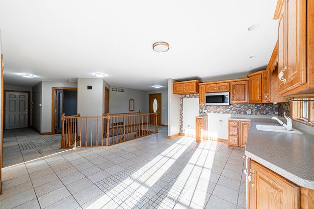 2485 S Verona Road, Verona, IL 60479