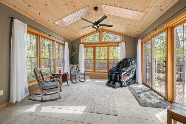 3076 ESSEN ROAD, Green Bay, WI 54311