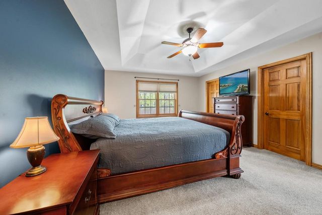 3076 ESSEN ROAD, Green Bay, WI 54311
