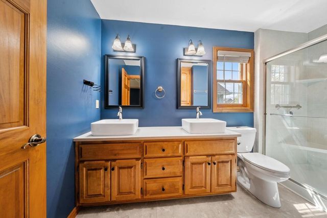 3076 ESSEN ROAD, Green Bay, WI 54311